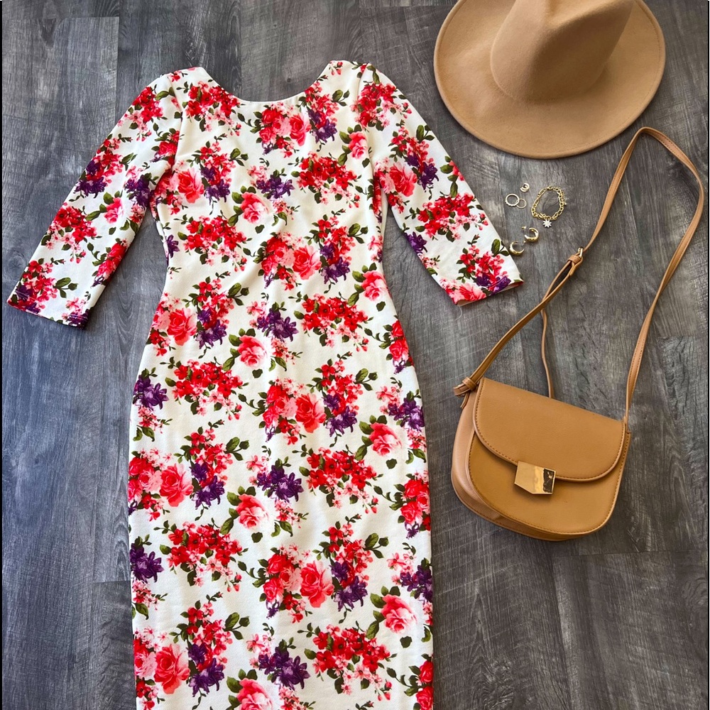 Floral dress Other items in the picture not included.